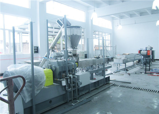 چین پوشش فیبر شیشه ای طولانی LFRT دوقلو اکستروژن Line ظرفیت تولید بالا تامین کننده