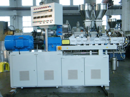 چین اکستروژن پیچ دوقلو آزمایشگاهی، اکسترودر آزمایشگاهی ماشین 5-10 کیلوگرم / ساعت تامین کننده